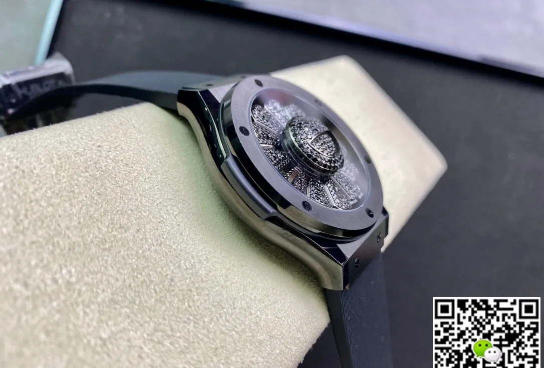 Hublot Classic Fusion Takashi Murakami 507.CX.9000.RX.TAK21 1:1 Best Edition Replica Watch Black Carbon Fiber Case